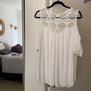 Plus Size Cold Shoulder Flowy Top